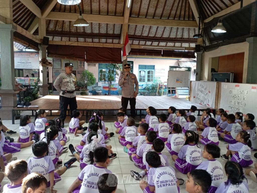 Melalui Program Sahabatku Polisi, Dekatkan Polsek Denbar Dengan Anak Sejak Usia&nbsp;Dini