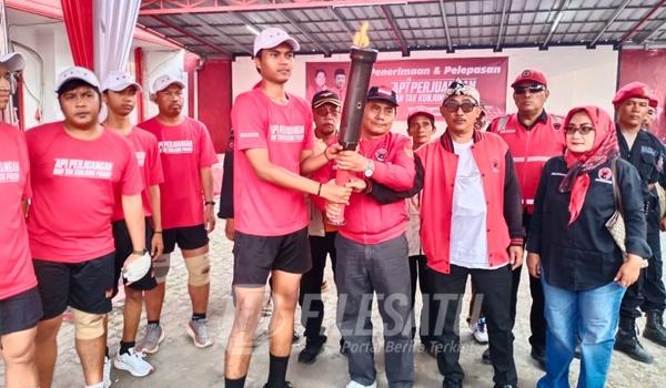 Dari Karawang, Obor Api Perjuangan Dilepas Menuju Rakernas V PDI Perjuangan di&nbsp;Jakarta