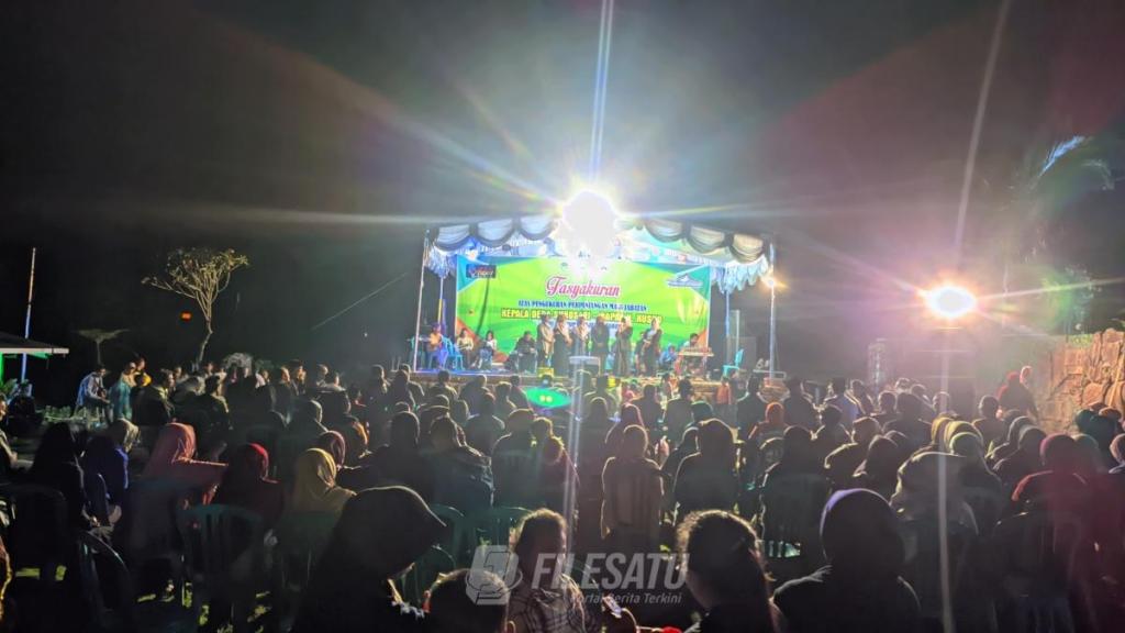 Masa Jabatan Bertambah, Kades Sukosari Kecamatan Dagangan Kabupaten Madiun Gelar&nbsp;Tasyakuran