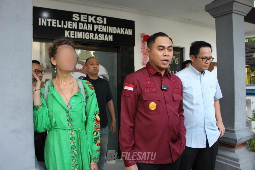 Pramella Y. Pasaribu: Deportasi WN Ukraina Jadi Bukti Tegaknya Hukum Keimigrasian di Bali